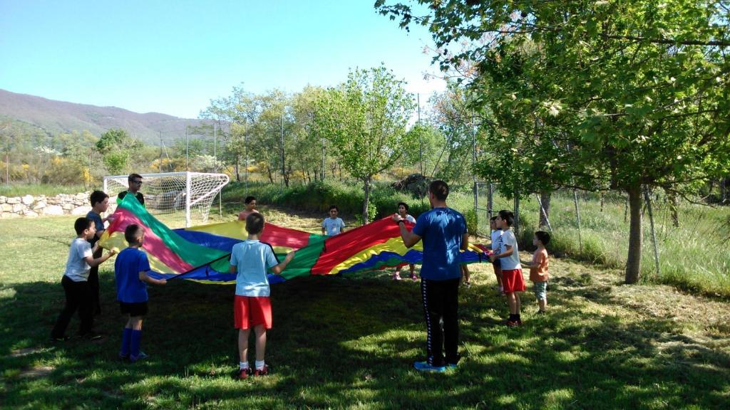 Complejo Turistico Las Canadas Casas De Campo- Actividades Gratuitas Todos Los Fines De Semana Banos De Montemayor Exterior photo